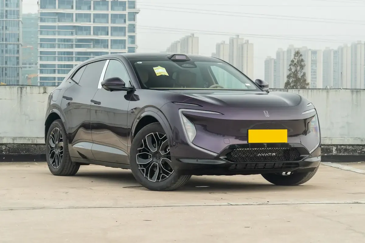 2026 Ultra AWD Extended Range Version